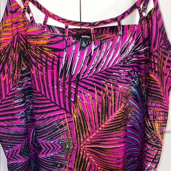 Hurley Large Red Spaghetti Strap Sleeveless Camisole with Asymmetrical Cut Out - Picture 5 of 9